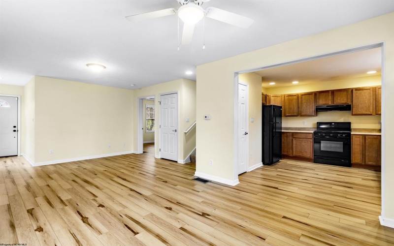 617 Richwood Avenue, Morgantown, West Virginia 26505, 4 Bedrooms Bedrooms, 7 Rooms Rooms,3 BathroomsBathrooms,Single Family Detached,For Sale,Richwood,10158937