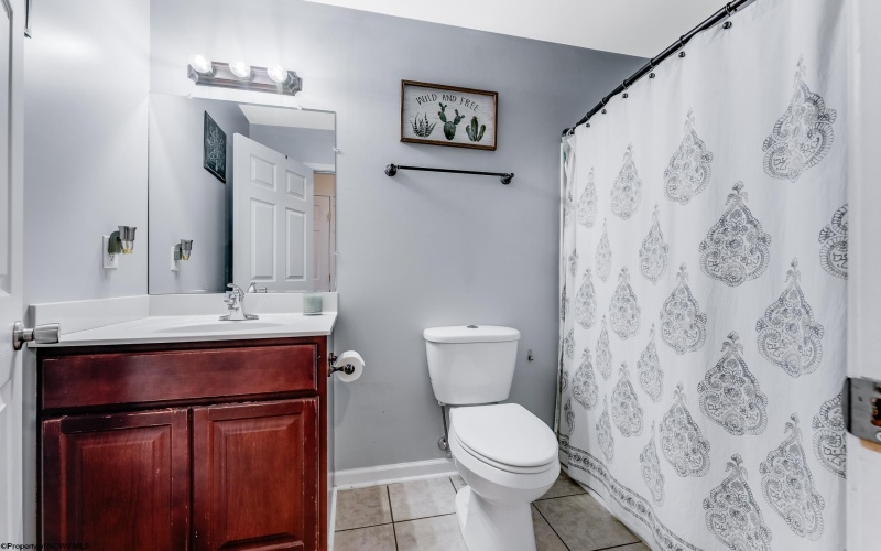 160 Auburn Drive, Morgantown, West Virginia 26501, 3 Bedrooms Bedrooms, 6 Rooms Rooms,2 BathroomsBathrooms,Single Family Detached,For Sale,Auburn,10158971