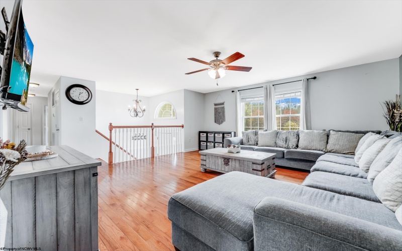 160 Auburn Drive, Morgantown, West Virginia 26501, 3 Bedrooms Bedrooms, 6 Rooms Rooms,2 BathroomsBathrooms,Single Family Detached,For Sale,Auburn,10158971