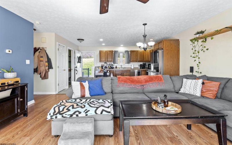 502 Pierpont Heights Drive, Morgantown, West Virginia 26508, 2 Bedrooms Bedrooms, 4 Rooms Rooms,2 BathroomsBathrooms,Single Family Attached,For Sale,Pierpont Heights,10158978