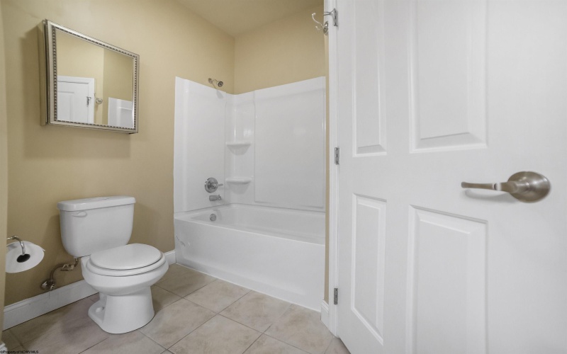 2318 Suncrest Village, Morgantown, West Virginia 26505, 2 Bedrooms Bedrooms, 4 Rooms Rooms,2 BathroomsBathrooms,Single Family Attached,For Sale,Suncrest,10158979