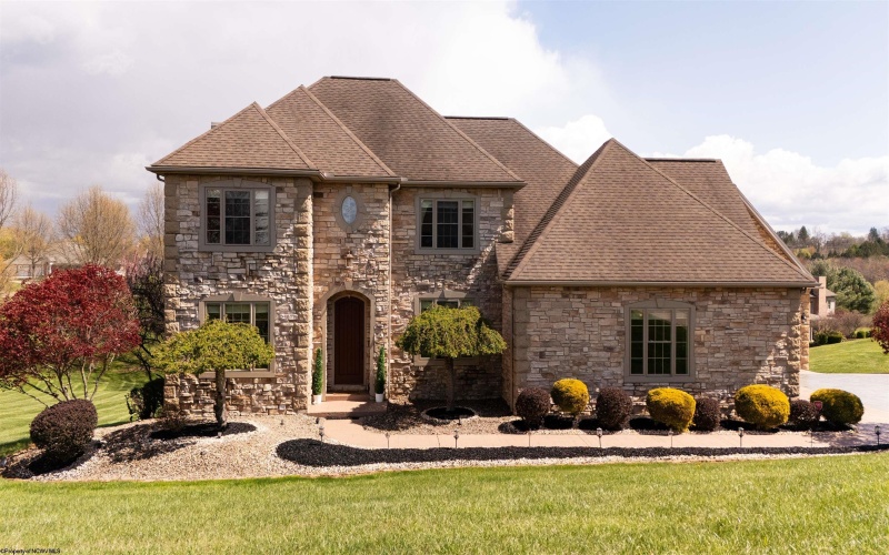 7401 Scottsdale Road, Fairmont, West Virginia 26554, 6 Bedrooms Bedrooms, 13 Rooms Rooms,7 BathroomsBathrooms,Single Family Detached,For Sale,Scottsdale,10159004