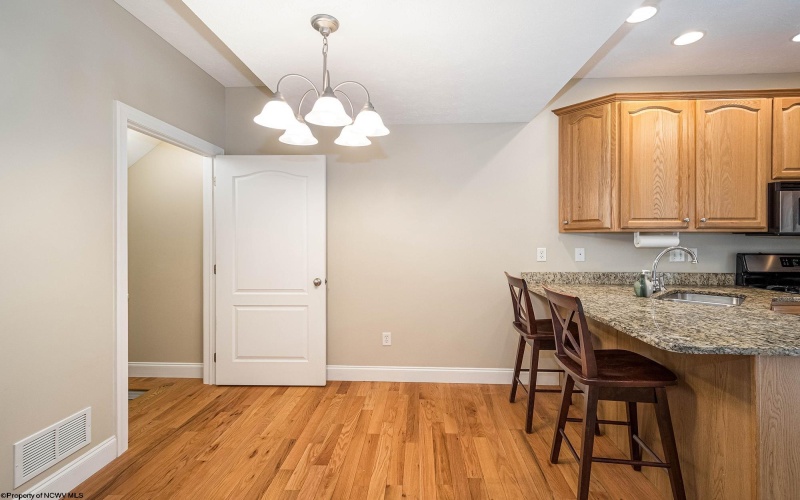 306 Villa View Drive, Morgantown, West Virginia 26505, 4 Bedrooms Bedrooms, 7 Rooms Rooms,4 BathroomsBathrooms,Single Family Attached,For Sale,Villa View,10158993