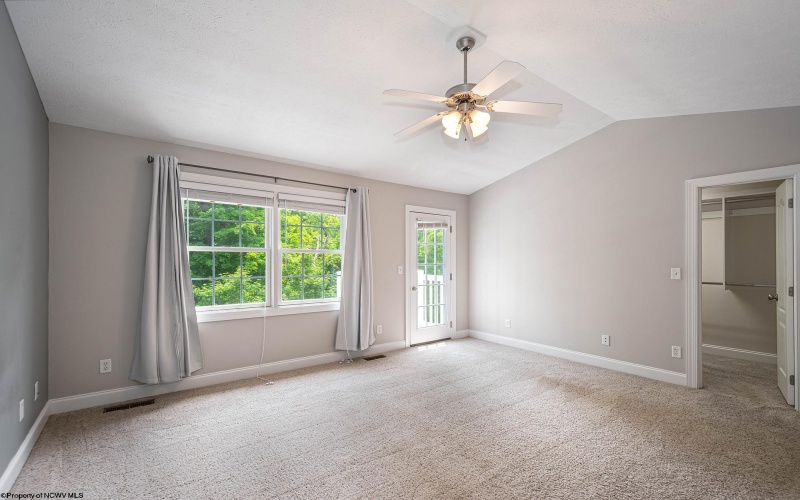 306 Villa View Drive, Morgantown, West Virginia 26505, 4 Bedrooms Bedrooms, 7 Rooms Rooms,4 BathroomsBathrooms,Single Family Attached,For Sale,Villa View,10158993