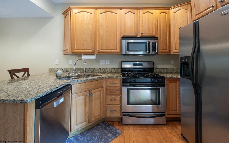 306 Villa View Drive, Morgantown, West Virginia 26505, 4 Bedrooms Bedrooms, 7 Rooms Rooms,4 BathroomsBathrooms,Single Family Attached,For Sale,Villa View,10158993