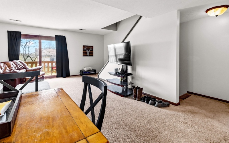 1224 Van Voorhis Road, Morgantown, West Virginia 26505, 2 Bedrooms Bedrooms, 4 Rooms Rooms,1 BathroomBathrooms,Single Family Attached,For Sale,Van Voorhis,10158997