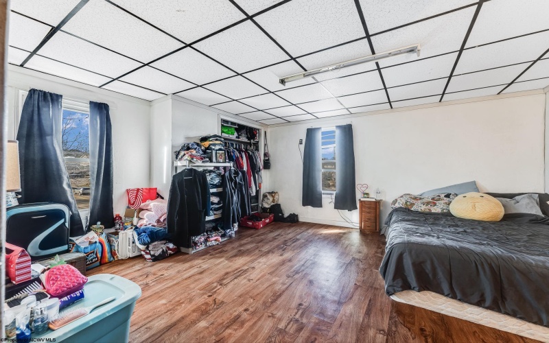 395 Kensington Avenue, Star City, West Virginia 26505, ,Multi-unit/income,For Sale,Kensington,10158995