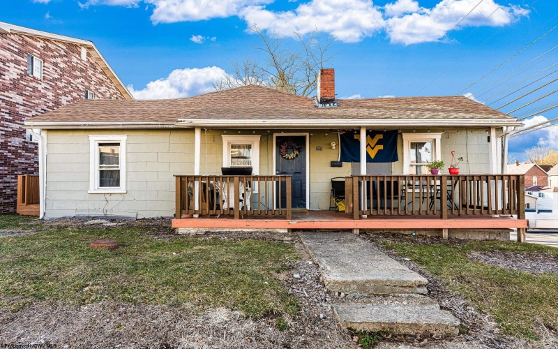 395 Kensington Avenue, Star City, West Virginia 26505, ,Multi-unit/income,For Sale,Kensington,10158995