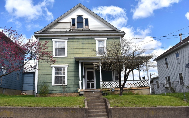 316 Milford Street, Clarksburg, West Virginia 26301, 3 Bedrooms Bedrooms, 6 Rooms Rooms,1 BathroomBathrooms,Single Family Detached,For Sale,Milford,10158983