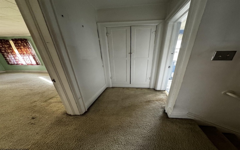 650 Locust Avenue, Weston, West Virginia 26452, 2 Bedrooms Bedrooms, 9 Rooms Rooms,2 BathroomsBathrooms,Single Family Detached,For Sale,Locust,10158981