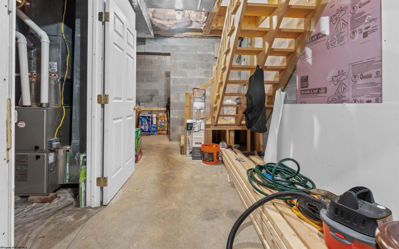 217 Chicago Street, Fairmont, West Virginia 26554, 3 Bedrooms Bedrooms, 6 Rooms Rooms,2 BathroomsBathrooms,Single Family Detached,For Sale,Chicago,10158994