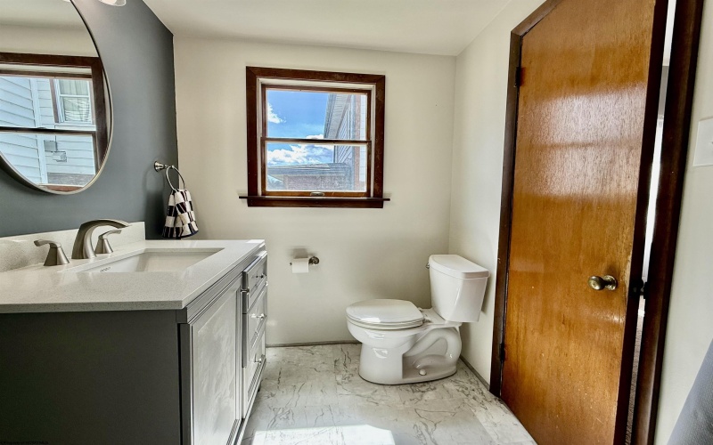 818 Park Avenue, Fairmont, West Virginia 26554, 3 Bedrooms Bedrooms, 7 Rooms Rooms,2 BathroomsBathrooms,Single Family Detached,For Sale,Park,10158999