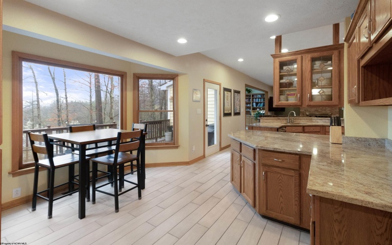 3008 Dogwood Road, Bridgeport, West Virginia 26330, 4 Bedrooms Bedrooms, 10 Rooms Rooms,3 BathroomsBathrooms,Single Family Detached,For Sale,Dogwood,10158985