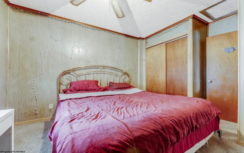 1511 Edgeway Drive, Fairmont, West Virginia 26554, 3 Bedrooms Bedrooms, 7 Rooms Rooms,1 BathroomBathrooms,Single Family Detached,For Sale,Edgeway,10159025