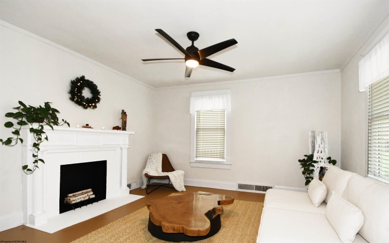 212 Concord Street, Clarksburg, West Virginia 26301, 3 Bedrooms Bedrooms, 7 Rooms Rooms,1 BathroomBathrooms,Single Family Detached,For Sale,Concord,10159010