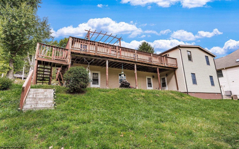 744 Augusta Avenue, Morgantown, West Virginia 26501, 4 Bedrooms Bedrooms, 8 Rooms Rooms,3 BathroomsBathrooms,Single Family Detached,For Sale,Augusta,10159037