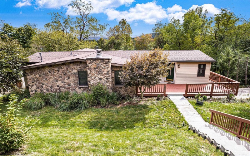 744 Augusta Avenue, Morgantown, West Virginia 26501, 4 Bedrooms Bedrooms, 8 Rooms Rooms,3 BathroomsBathrooms,Single Family Detached,For Sale,Augusta,10159037