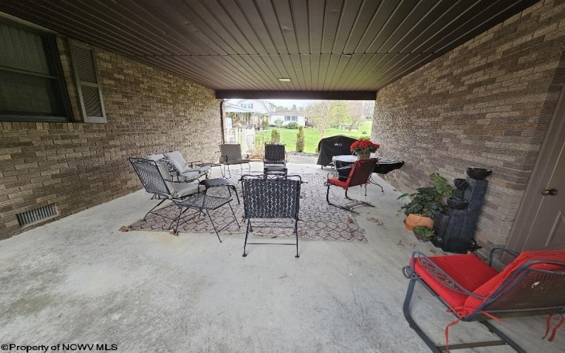 127 FAIRLAWN Drive, Buckhannon, West Virginia 26201, 3 Bedrooms Bedrooms, 6 Rooms Rooms,2 BathroomsBathrooms,Single Family Detached,For Sale,FAIRLAWN,10159040