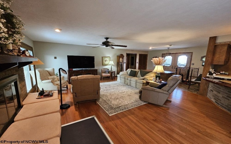 127 FAIRLAWN Drive, Buckhannon, West Virginia 26201, 3 Bedrooms Bedrooms, 6 Rooms Rooms,2 BathroomsBathrooms,Single Family Detached,For Sale,FAIRLAWN,10159040
