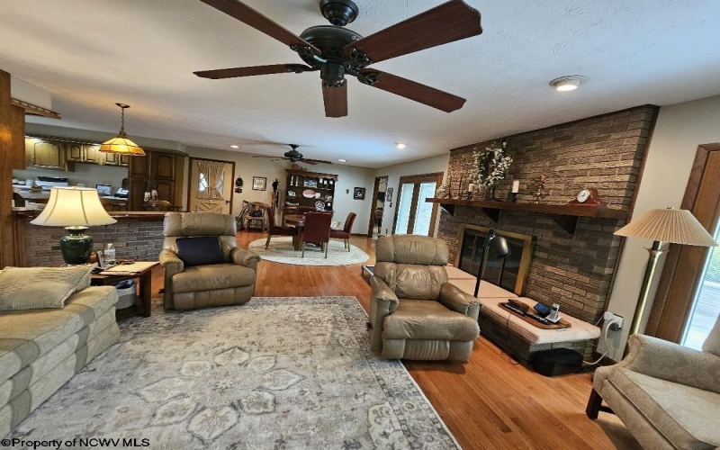 127 FAIRLAWN Drive, Buckhannon, West Virginia 26201, 3 Bedrooms Bedrooms, 6 Rooms Rooms,2 BathroomsBathrooms,Single Family Detached,For Sale,FAIRLAWN,10159040
