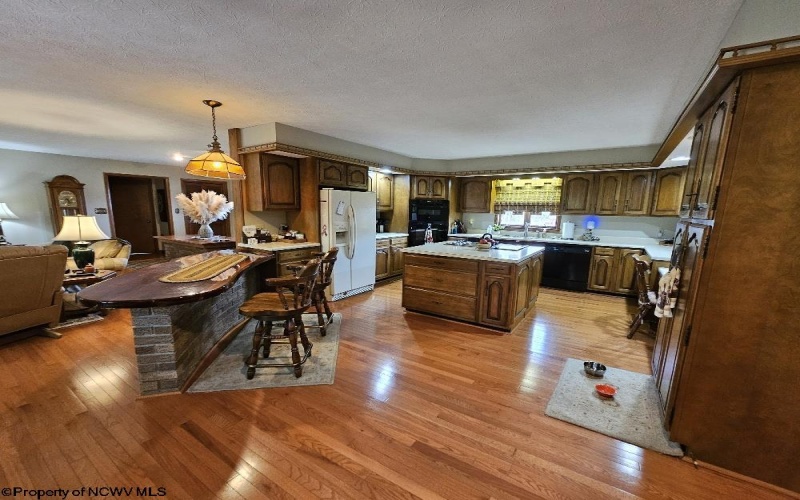 127 FAIRLAWN Drive, Buckhannon, West Virginia 26201, 3 Bedrooms Bedrooms, 6 Rooms Rooms,2 BathroomsBathrooms,Single Family Detached,For Sale,FAIRLAWN,10159040