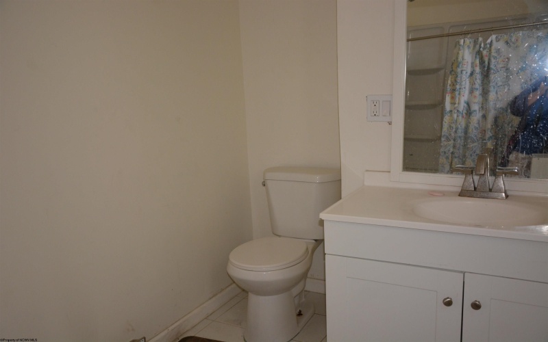 201 Milford Street, Clarksburg, West Virginia 26301, ,Multi-unit/income,For Sale,Milford,10159061