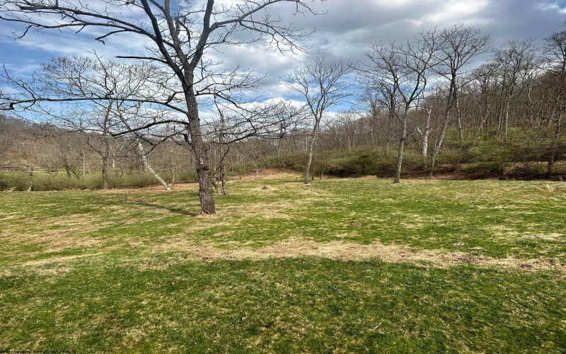 5189 Vadis Road, Alum Bridge, West Virginia 26321, 4 Bedrooms Bedrooms, 7 Rooms Rooms,3 BathroomsBathrooms,Single Family Detached,For Sale,Vadis,10148420