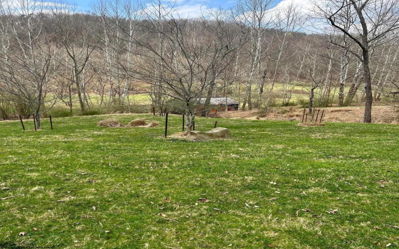 5189 Vadis Road, Alum Bridge, West Virginia 26321, 4 Bedrooms Bedrooms, 7 Rooms Rooms,3 BathroomsBathrooms,Single Family Detached,For Sale,Vadis,10148420