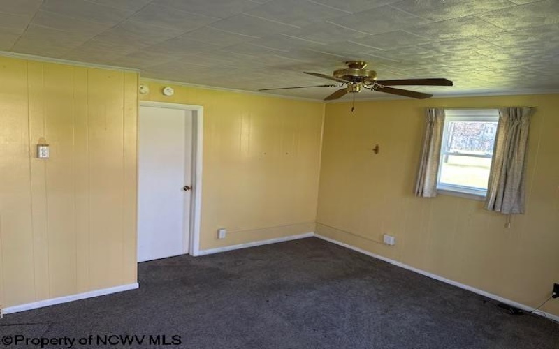 1352 Randolph Drive, Beverly, West Virginia 26253, 3 Bedrooms Bedrooms, 6 Rooms Rooms,1 BathroomBathrooms,Single Family Detached,For Sale,Randolph,10159060