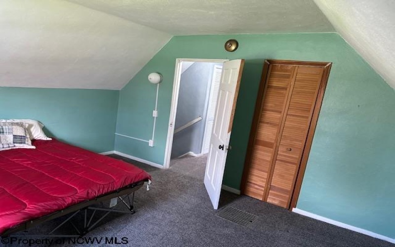 1352 Randolph Drive, Beverly, West Virginia 26253, 3 Bedrooms Bedrooms, 6 Rooms Rooms,1 BathroomBathrooms,Single Family Detached,For Sale,Randolph,10159060