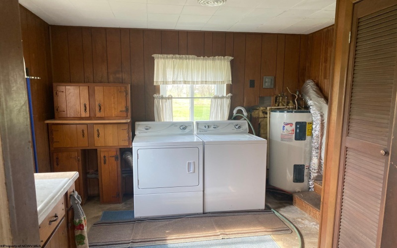 1352 Randolph Drive, Beverly, West Virginia 26253, 3 Bedrooms Bedrooms, 6 Rooms Rooms,1 BathroomBathrooms,Single Family Detached,For Sale,Randolph,10159060