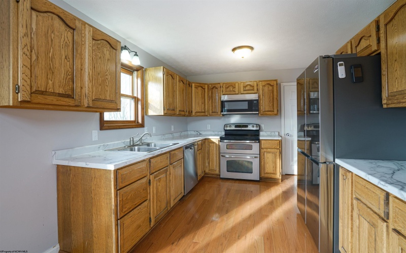 1426 Kingwood Pike, Morgantown, West Virginia 26508, 4 Bedrooms Bedrooms, 7 Rooms Rooms,2 BathroomsBathrooms,Single Family Detached,For Sale,Kingwood,10159058