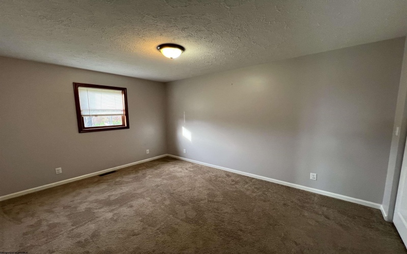 1426 Kingwood Pike, Morgantown, West Virginia 26508, 4 Bedrooms Bedrooms, 7 Rooms Rooms,2 BathroomsBathrooms,Single Family Detached,For Sale,Kingwood,10159058