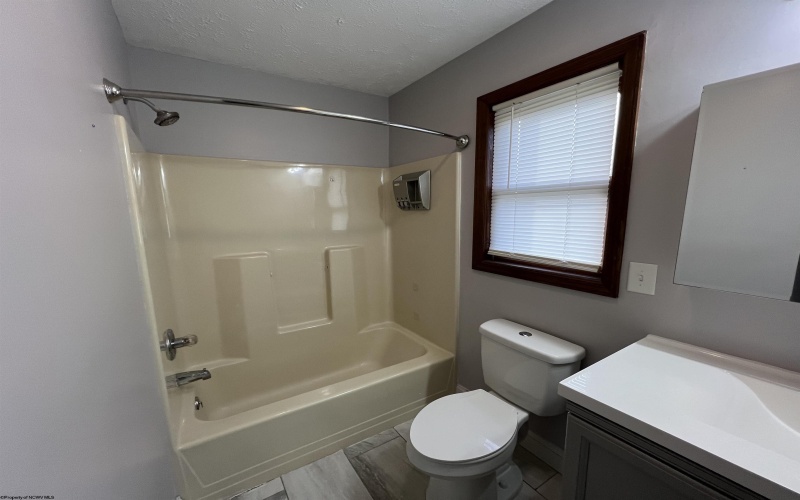 1426 Kingwood Pike, Morgantown, West Virginia 26508, 4 Bedrooms Bedrooms, 7 Rooms Rooms,2 BathroomsBathrooms,Single Family Detached,For Sale,Kingwood,10159058