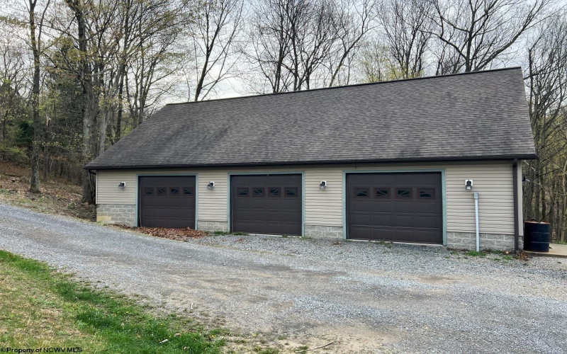 1426 Kingwood Pike, Morgantown, West Virginia 26508, 4 Bedrooms Bedrooms, 7 Rooms Rooms,2 BathroomsBathrooms,Single Family Detached,For Sale,Kingwood,10159058