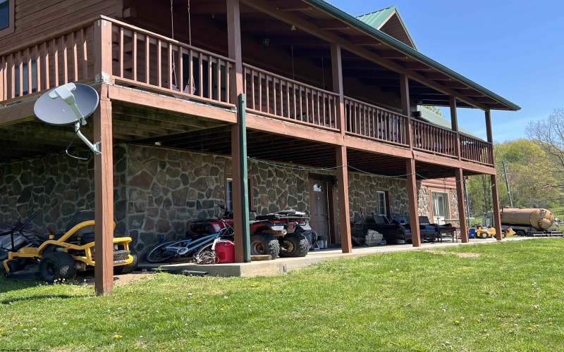 355 Bennett Road, Philippi, West Virginia 26416, 4 Bedrooms Bedrooms, 7 Rooms Rooms,2 BathroomsBathrooms,Single Family Detached,For Sale,Bennett,10159051