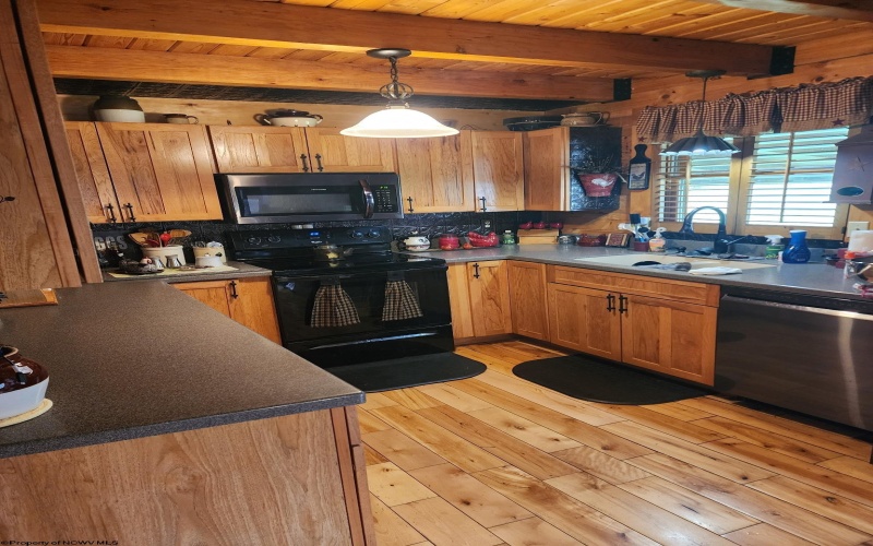 355 Bennett Road, Philippi, West Virginia 26416, 4 Bedrooms Bedrooms, 7 Rooms Rooms,2 BathroomsBathrooms,Single Family Detached,For Sale,Bennett,10159051