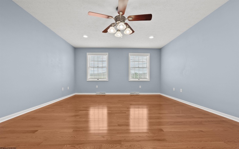 1009 Brettwald Drive, Morgantown, West Virginia 26508, 5 Bedrooms Bedrooms, 11 Rooms Rooms,3 BathroomsBathrooms,Single Family Detached,For Sale,Brettwald,10159066