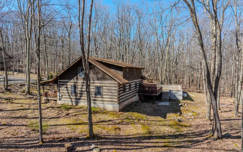 634 Windflower Drive, Terra Alta, West Virginia 26764, 3 Bedrooms Bedrooms, 7 Rooms Rooms,2 BathroomsBathrooms,Single Family Detached,For Sale,Windflower,10159082