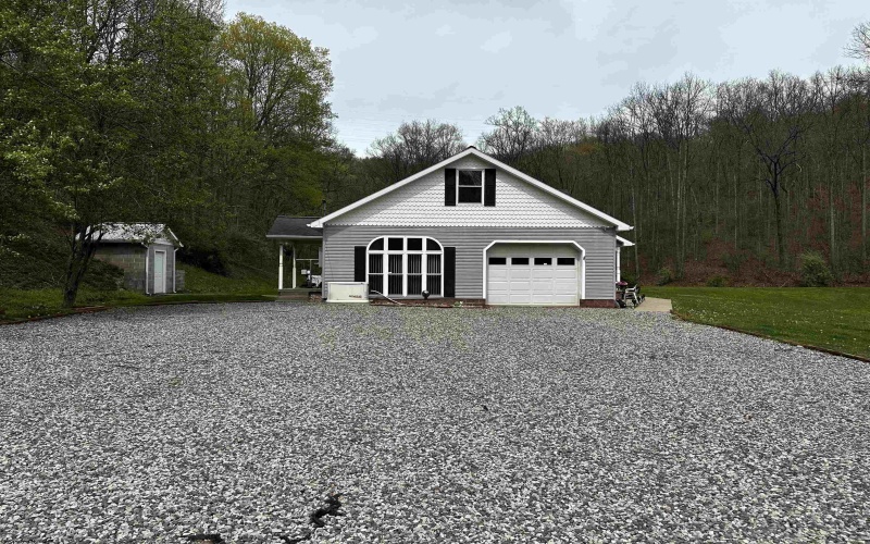709 Tarkiln Road, Salem, West Virginia 26426, 3 Bedrooms Bedrooms, 8 Rooms Rooms,2 BathroomsBathrooms,Single Family Detached,For Sale,Tarkiln,10159085