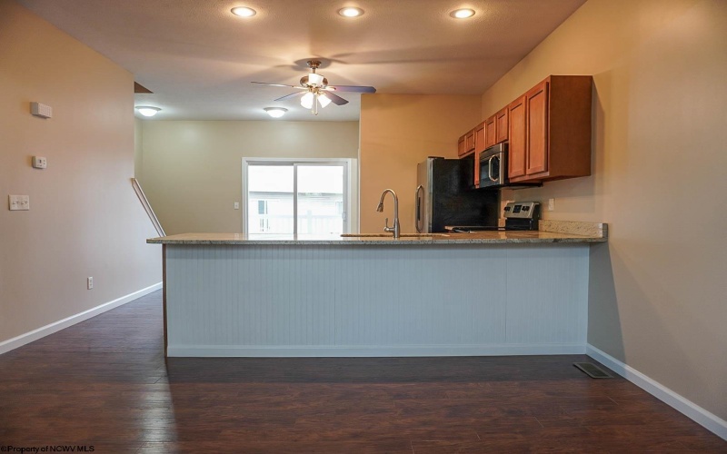 3 Tall Grass Lane, Morgantown, West Virginia 26505, 2 Bedrooms Bedrooms, 5 Rooms Rooms,2 BathroomsBathrooms,Single Family Attached,For Sale,Tall Grass,10159103