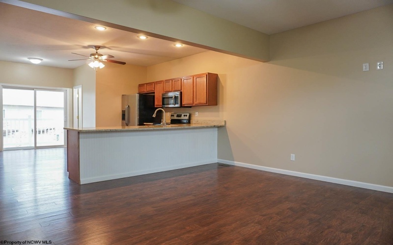 3 Tall Grass Lane, Morgantown, West Virginia 26505, 2 Bedrooms Bedrooms, 5 Rooms Rooms,2 BathroomsBathrooms,Single Family Attached,For Sale,Tall Grass,10159103