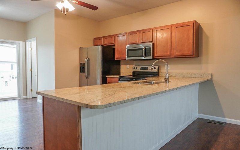 3 Tall Grass Lane, Morgantown, West Virginia 26505, 2 Bedrooms Bedrooms, 5 Rooms Rooms,2 BathroomsBathrooms,Single Family Attached,For Sale,Tall Grass,10159103