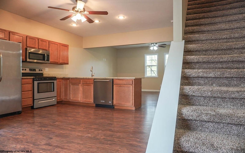 3 Tall Grass Lane, Morgantown, West Virginia 26505, 2 Bedrooms Bedrooms, 5 Rooms Rooms,2 BathroomsBathrooms,Single Family Attached,For Sale,Tall Grass,10159103