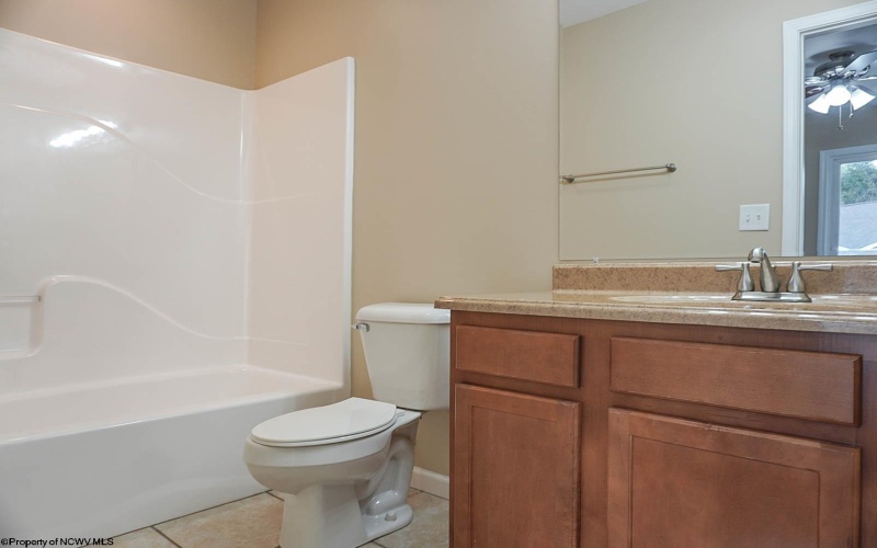 3 Tall Grass Lane, Morgantown, West Virginia 26505, 2 Bedrooms Bedrooms, 5 Rooms Rooms,2 BathroomsBathrooms,Single Family Attached,For Sale,Tall Grass,10159103