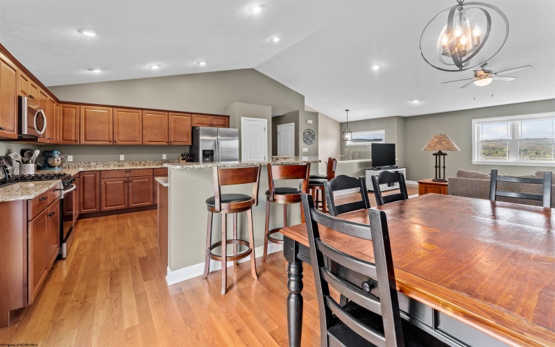 22 Sundance Drive, Morgantown, West Virginia 26508, 3 Bedrooms Bedrooms, 8 Rooms Rooms,3 BathroomsBathrooms,Single Family Detached,For Sale,Sundance,10159100