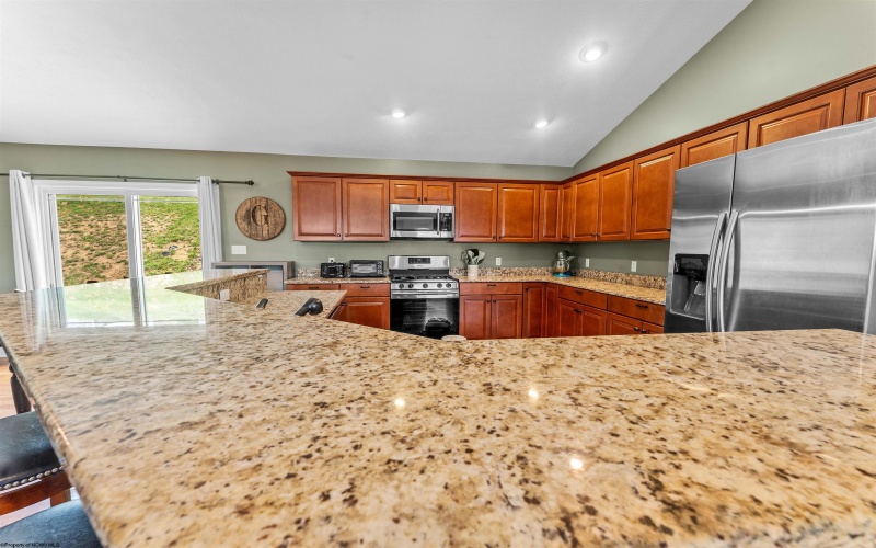 22 Sundance Drive, Morgantown, West Virginia 26508, 3 Bedrooms Bedrooms, 8 Rooms Rooms,3 BathroomsBathrooms,Single Family Detached,For Sale,Sundance,10159100