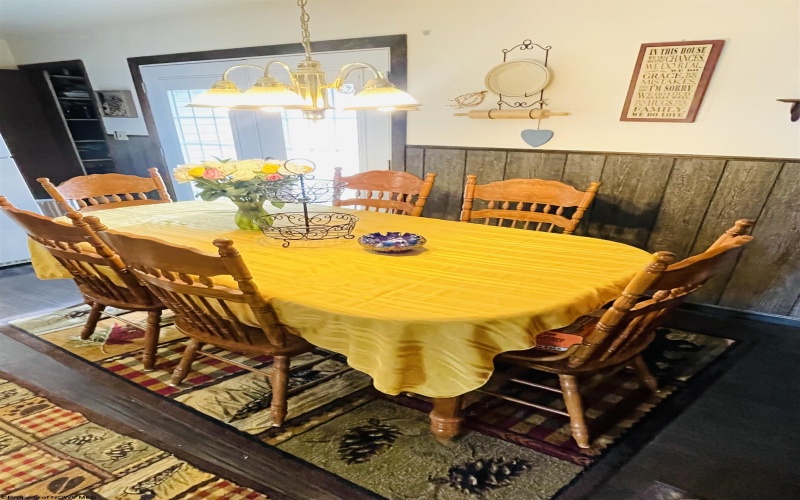507 Hayhurst Street, Rivesville, West Virginia 26588, 4 Bedrooms Bedrooms, 9 Rooms Rooms,2 BathroomsBathrooms,Single Family Detached,For Sale,Hayhurst,10159092