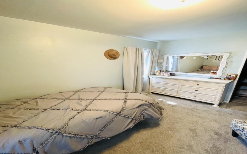 507 Hayhurst Street, Rivesville, West Virginia 26588, 4 Bedrooms Bedrooms, 9 Rooms Rooms,2 BathroomsBathrooms,Single Family Detached,For Sale,Hayhurst,10159092