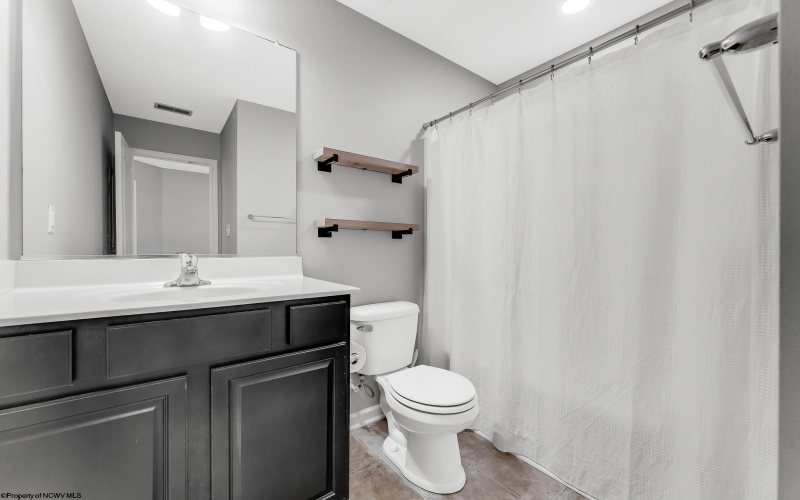 3523 Sun Trail, Morgantown, West Virginia 26505, 3 Bedrooms Bedrooms, 7 Rooms Rooms,3 BathroomsBathrooms,Single Family Attached,For Sale,Sun,10159112